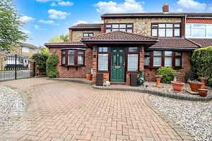 Front Of Property- click for photo gallery